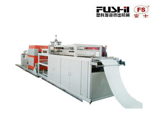 塑料发泡挤出机